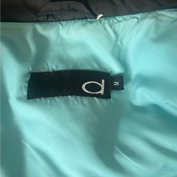 Dynamite Two-Tone Puffer Jacket in Black and Aqua - Picture 4 of 5